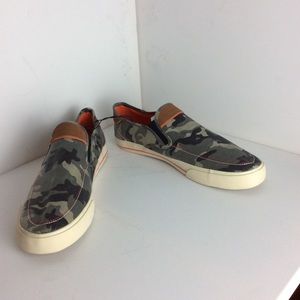 Tommy Hilfiger Green Camo Tennis Shoes Never Worn